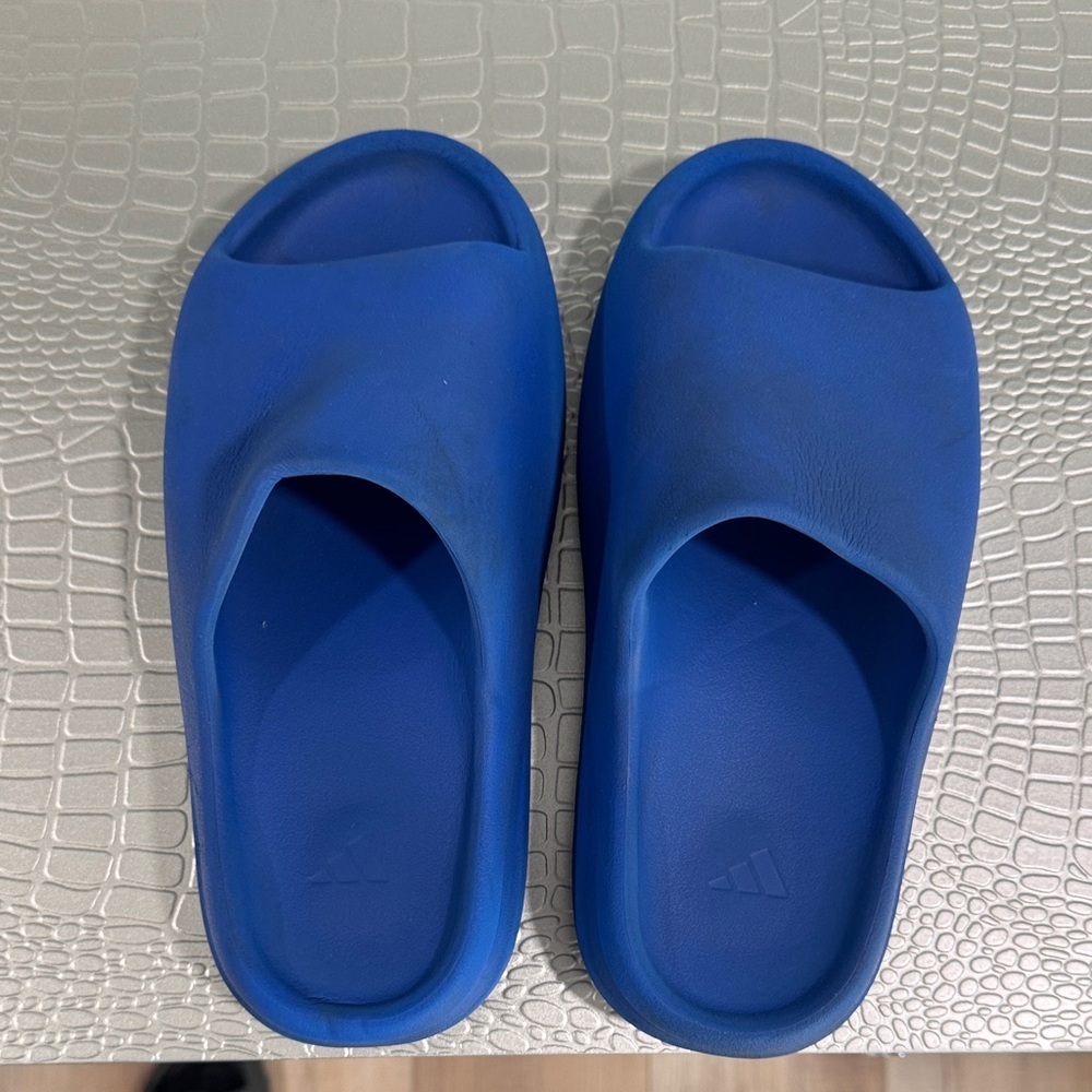 Yeezy Royal Blue Slide Sandals 9